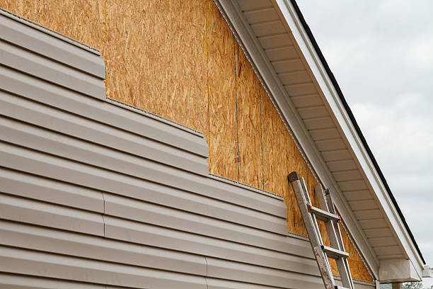 24/7 Emergency Siding Repair experts in Brookville, OH
